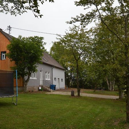 Cozy Holiday Home In Neuendorf With Garden Bagian luar foto