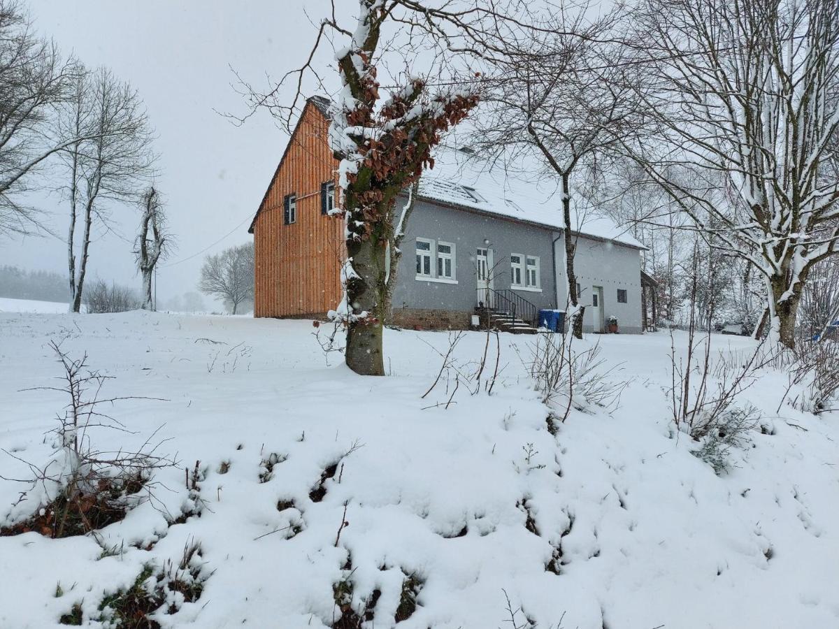 Cozy Holiday Home In Neuendorf With Garden Bagian luar foto